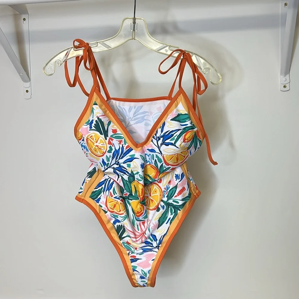 Amazon Sun-Kissed Citrus V-Neck One Piece Swimsuit-‎ L